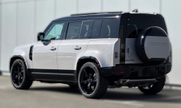 Land Rover Defender X-Dynamic SE 110 P400 2026