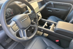 Land Rover Defender X-Dynamic SE 110 P400 2026