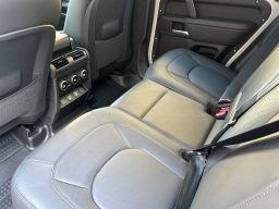 Land Rover Defender X-Dynamic SE 110 P400 2026