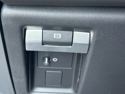 Land Rover Defender X-Dynamic SE 110 P400 2026