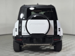 Land Rover Defender X-Dynamic SE 110 P400 2026