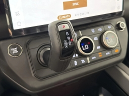Land Rover Defender X-Dynamic SE 110 P400 2026