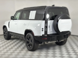 Land Rover Defender X-Dynamic SE 110 P400 2026