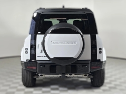 Land Rover Defender X-Dynamic SE 110 P400 2026