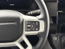 Land Rover Defender X-Dynamic SE 110 P400 2026