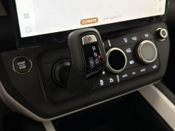 Land Rover Defender X-Dynamic SE 110 P400 2026