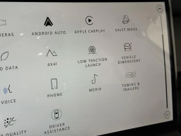 Land Rover Defender X-Dynamic SE 110 P400 2026