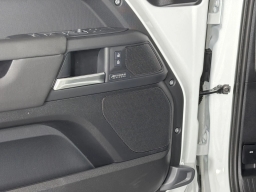 Land Rover Defender X-Dynamic SE 110 P400 2026