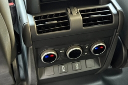 Land Rover Defender X-Dynamic SE 110 P400 2026