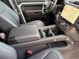 Land Rover Defender X-Dynamic SE 110 P400 2026