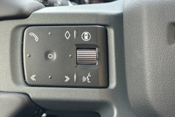 Land Rover Defender X-Dynamic SE 110 P400 2026