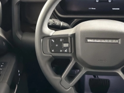 Land Rover Defender X-Dynamic SE 110 P400 2026