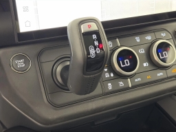 Land Rover Defender X-Dynamic SE 110 P400 2026