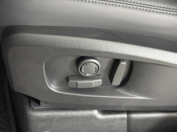 Land Rover Defender X-Dynamic SE 110 P400 2026