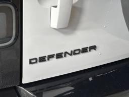 Land Rover Defender X-Dynamic SE 110 P400 2026