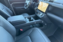 Land Rover Defender X-Dynamic SE 130 P400 2026