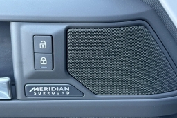 Land Rover Defender X-Dynamic SE 130 P400 2026