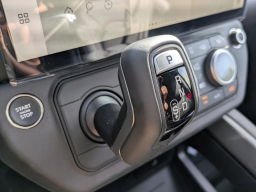 Land Rover Defender X-Dynamic SE 130 P400 2026