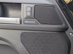 Land Rover Defender X-Dynamic SE 130 P400 2026