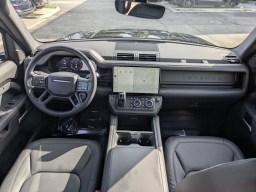 Land Rover Defender X-Dynamic SE 130 P400 2026