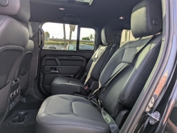 Land Rover Defender X-Dynamic SE 130 P400 2026