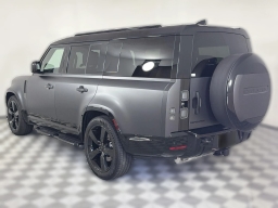 Land Rover Defender X-Dynamic SE 130 P400 2026