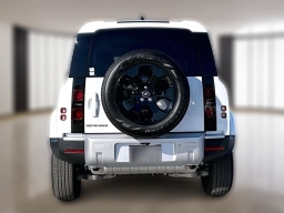 Land Rover Defender S 110 P400 2025