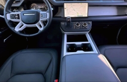 Land Rover Defender S 110 P400 2025
