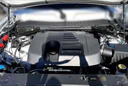 Land Rover Defender S 110 P400 2025