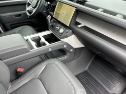 Land Rover Defender S 110 P300 2026