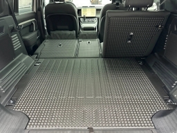 Land Rover Defender S 110 P300 2026