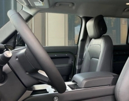 Land Rover Defender S 110 P300 2026