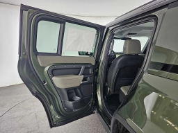 Land Rover Defender S 110 P300 2026