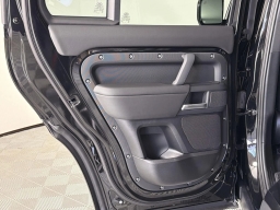 Land Rover Defender S 130 P300 2026