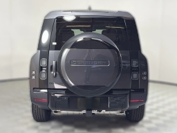Land Rover Defender S 130 P300 2026