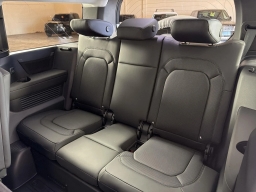 Land Rover Defender S 130 P300 2026