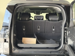 Land Rover Defender S 130 P300 2026