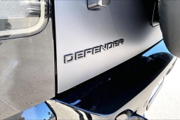 Land Rover Defender V8 130 P500 2026