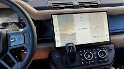 Land Rover Defender V8 130 P500 2026