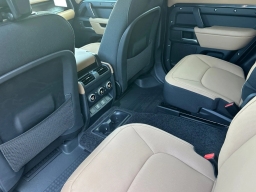 Land Rover Defender V8 130 P500 2026