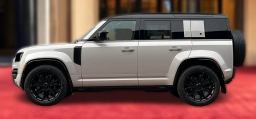 Land Rover Defender OCTA 110 P635 2026