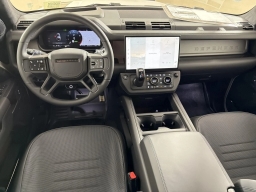 Land Rover Defender OCTA 110 P635 2026