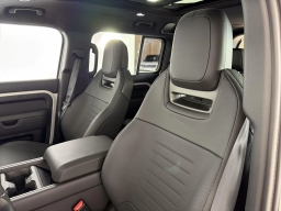 Land Rover Defender OCTA 110 P635 2026
