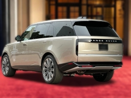 Land Rover Range Rover Autobiography P530 LWB 7 Seat 2026