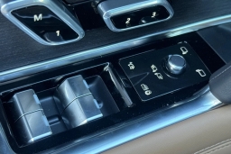 Land Rover Range Rover SE P530 SWB 2026