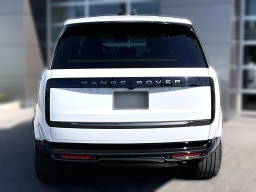 Land Rover Range Rover SE P550e SWB 2026