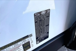 Land Rover Range Rover SE P550e SWB 2026