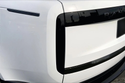 Land Rover Range Rover SE P400 SWB 2026