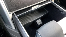 Land Rover Range Rover SE P400 SWB 2026