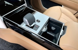 Land Rover Range Rover SE P400 SWB 2026